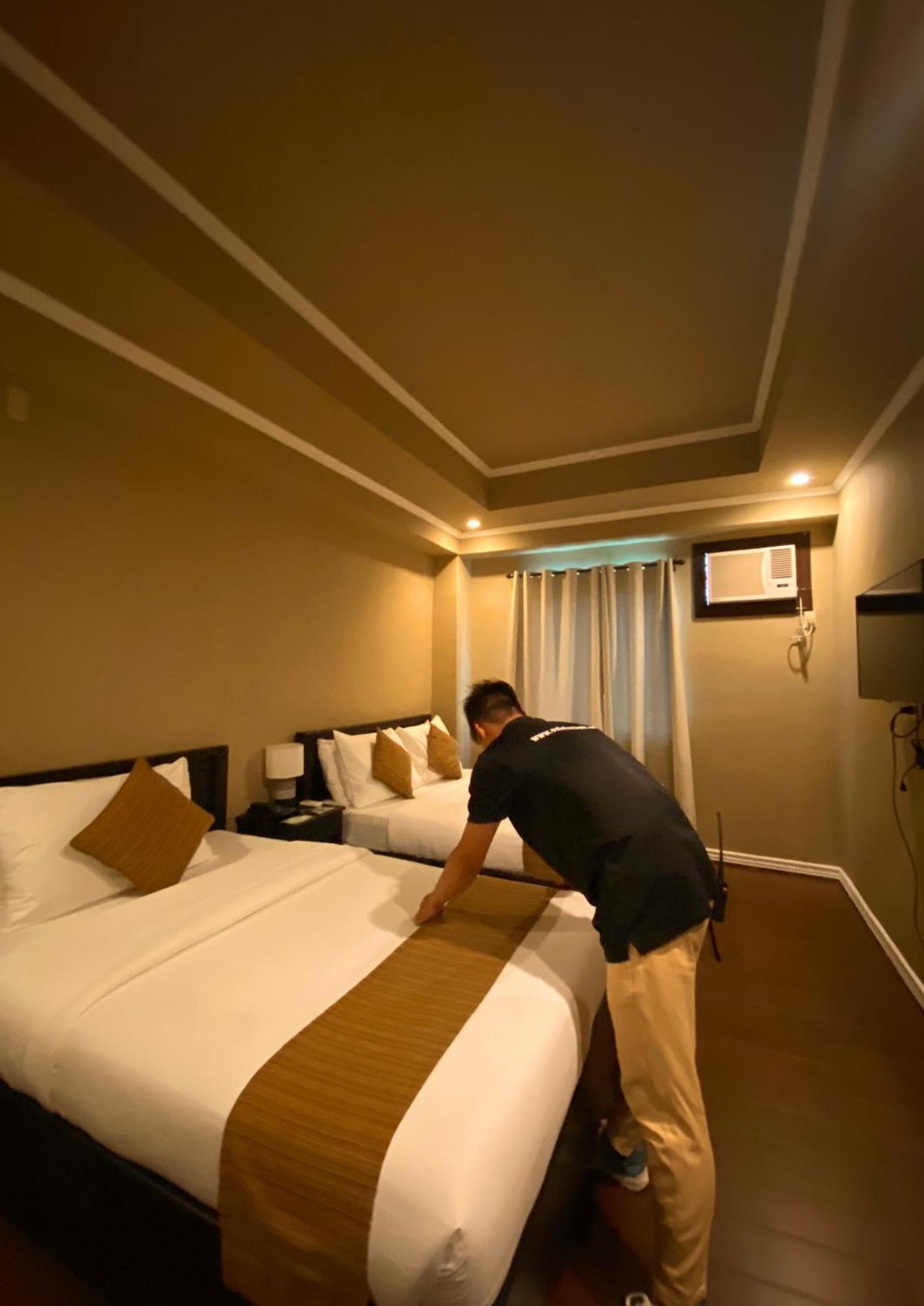 Vela Terraces Hotel Coron Bagian luar foto